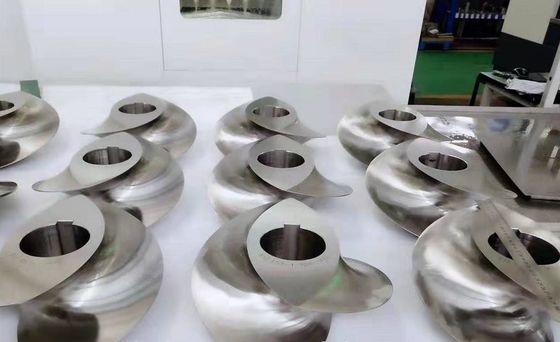 Ra0.2 Surface Finish Precision Machined Parts , 400mm Large Extruder Screw