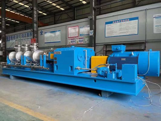 90KW 250mm Twin Screw Extruder Center Distance 186mm