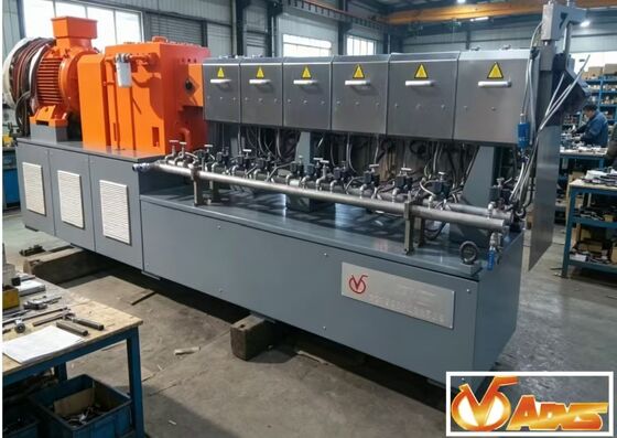 Good price Versatile Co-rotating Twin-screw Extrusion Pelletizer with Double-side Symmetrical Drive Gearbox, Segmented Heating/Cooling, and PLC Control online